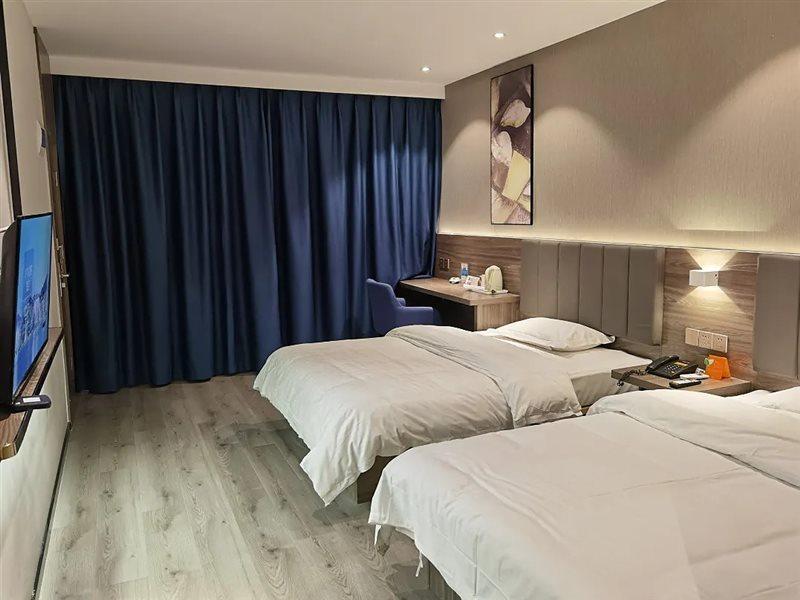 7Days Inn Huaihua Train Station Square المظهر الخارجي الصورة